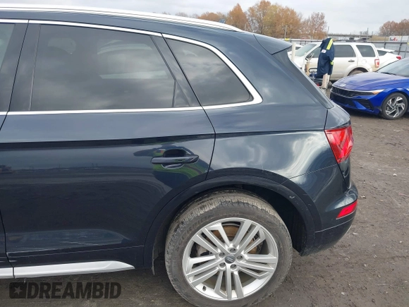 2018 Audi Q5 Premium Plus z VIN WA1BNAFYXJ2092411, wystawiony jako IAAI lot #41051336 z przebiegiem 54 595 mil mil oraz . Historia ofert i sprzedaży dostępna na DreamBid. Obrazek 21.
