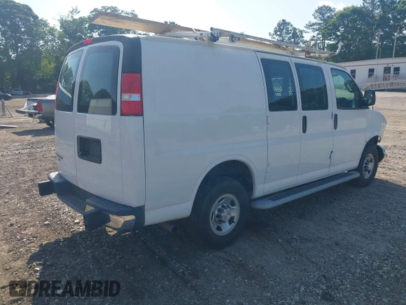 2022 Chevrolet Express Cargo with VIN 1GCWGAF75N1203256, listed as a IAAI auction lot 42294950 with 39,756 mi miles and . Bid and sale history available at DreamBid. Image 4.