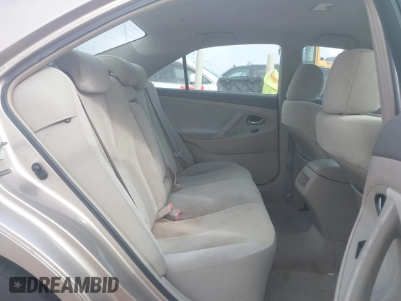 2009 Toyota Camry with VIN 4T1BE46K79U310027, listed as a IAAI auction lot 41493407 with 236,840 mi miles and . Bid and sale history available at DreamBid. Image 8.