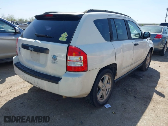 2008 Jeep Compass Sport with VIN 1J8FT47W08D676237, listed as a IAAI auction lot 41862908 with 206,531 mi miles. Bid and sale history available at carsss.com. Image 4.