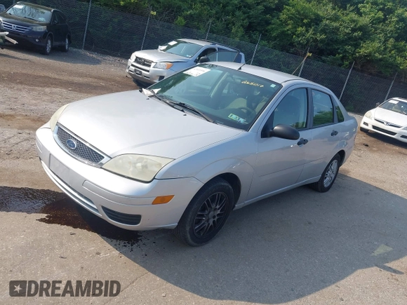 2007 Ford Focus S with VIN 1FAFP34NX7W265017, listed as a IAAI auction lot 42415556 with 71,840 mi miles and . Bid and sale history available at DreamBid. Image 2.