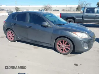 2011 Mazda Mazda3 s Sport with VIN JM1BL1K63B1409727, listed as a IAAI auction lot 41632571 with 188,243 mi miles. Bid and sale history available at carsss.com. Image 1.