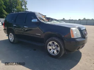 2010 GMC Yukon SLT with VIN 1GKUCCE04AR285385, listed as a Copart auction lot 67070084 with 166,401 mi miles and Salvage Title. Bid and sale history available at carsss.com. Image 4.