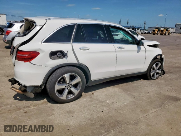 2019 Mercedes-Benz GLC 300 с VIN WDC0G4JB4KF505584, выставлен на аукционе Copart как лот 59045345 с пробегом 58 336 миль миль и Списание • Salvage title. История ставок и продаж доступна на DreamBid. Изображение 3.