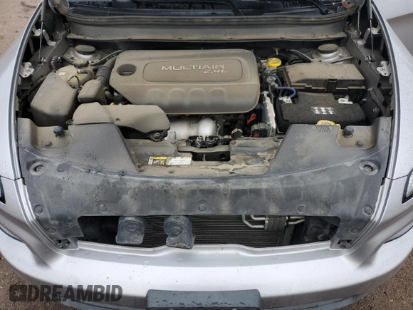 2018 Jeep Cherokee Latitude with VIN 1C4PJMCB8JD523356, listed as a Copart auction lot 58819505 with 107,182 mi miles and Salvage title. Bid and sale history available at DreamBid. Image 12.