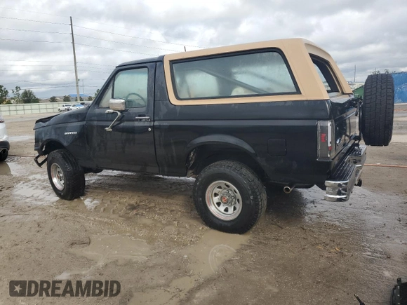 1988 Ford Bronco XL с VIN 1FMEU15N3JLA20890, выставлен на аукционе Copart как лот 79555004 с пробегом Не указан миль и Списание • Salvage title. История ставок и продаж доступна на DreamBid. Изображение 2.