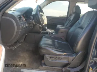 2007 Chevrolet Tahoe LT z VIN 1GNFK13007J135545, wystawiony jako Copart lot #48027025 z przebiegiem Nie podano mil oraz Szkoda całkowita • Salvage title. Historia ofert i sprzedaży dostępna na DreamBid. Obrazek 7.