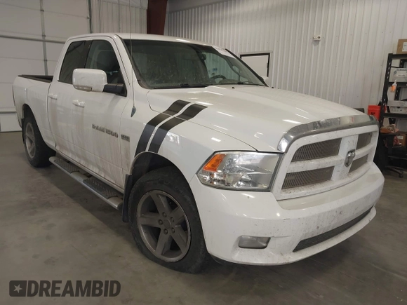 2011 Ram 1500 Big Horn с VIN 1D7RV1GT6BS566403, выставлен на аукционе IAAI как лот 42095160 с пробегом 173 818 миль миль и . История ставок и продаж доступна на DreamBid. Изображение 1.