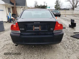 2005 Volvo S60 with VIN YV1RH592452479790, listed as a Copart auction lot 48453315 with 198,242 mi miles and Salvage Title. Bid and sale history available at carsss.com. Image 6.