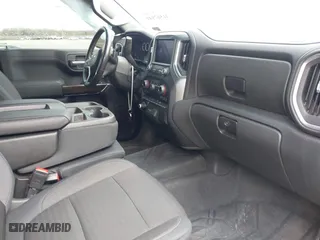 2019 Chevrolet Silverado 1500 LT with VIN 3GCPWCEDXKG114113, listed as a IAAI auction lot 41567949 with 201,043 mi miles. Bid and sale history available at carsss.com. Image 5.