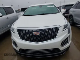 2022 Cadillac XT5 FWD Luxury z VIN 1GYKNAR48NZ163921, wystawiony jako Copart lot #74507874 z przebiegiem 5 723 mil mil oraz Nie do naprawy • Non repairable. Historia ofert i sprzedaży dostępna na DreamBid. Obrazek 5.