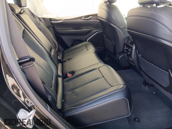 2023 Jeep Grand Cherokee 30th Anniversary with VIN 1C4RJYB66P8788458, listed as a Copart auction lot 54022075 with 392 mi miles and Salvage title. Bid and sale history available at DreamBid. Image 10.