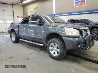 2006 Nissan Titan LE z VIN 1N6AA07B76N563080, wystawiony jako Copart lot #44999845 z przebiegiem 261 816 mil mil oraz Nie do naprawy • Non repairable. Historia ofert i sprzedaży dostępna na DreamBid. Obrazek 4.