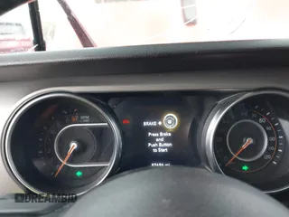 2021 Jeep Gladiator Freedom z VIN 1C6HJTAG0ML547293, wystawiony jako IAAI lot #41926067 z przebiegiem 57 696 mil mil oraz . Historia ofert i sprzedaży dostępna na DreamBid. Obrazek 7.