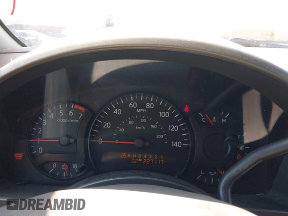 2005 Nissan Titan XE with VIN 1N6BA06A35N569289, listed as a IAAI auction lot 41985387 with 227,117 mi miles. Bid and sale history available at carsss.com. Image 7.