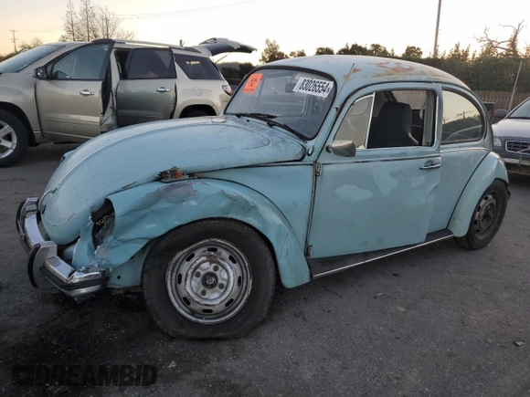 1972 Volkswagen Beetle with VIN 1122696781, listed as a Copart auction lot 83026554 with 11,104 mi miles and Salvage Title. Bid and sale history available at DreamBid. Image 1.