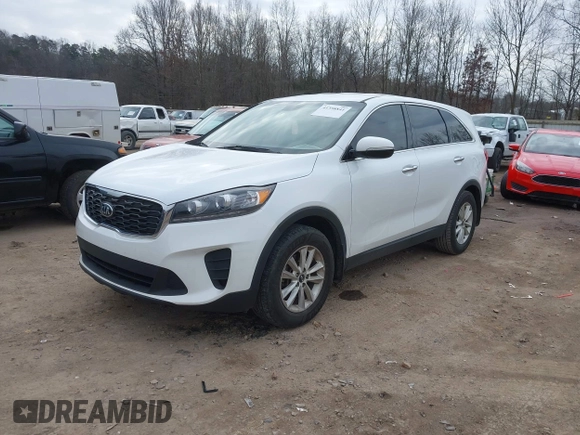2020 Kia Sorento LX with VIN 5XYPG4A39LG642824, listed as a IAAI auction lot 41358841 with 111,391 mi miles. Bid and sale history available at carsss.com. Image 17.