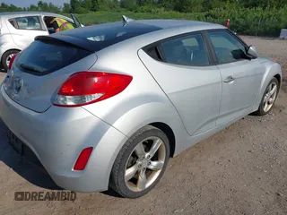 2014 Hyundai Veloster RE:FLEX с VIN KMHTC6AD6EU182632, выставлен на аукционе IAAI как лот 42661210 с пробегом 138 450 миль миль и . История ставок и продаж доступна на DreamBid. Изображение 4.