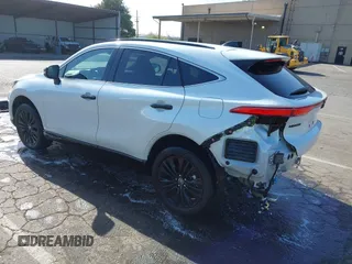 2024 Toyota Venza LE with VIN JTEAAAAH7RJ155305, listed as a IAAI auction lot 42184586 with 15,805 mi miles and . Bid and sale history available at DreamBid. Image 3.