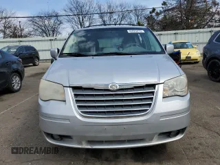 2010 Chrysler Town & Country Touring with VIN 2A4RR5D1XAR300594, listed as a Copart auction lot 45025815 with 141,498 mi miles and Salvage Title. Bid and sale history available at carsss.com. Image 5.