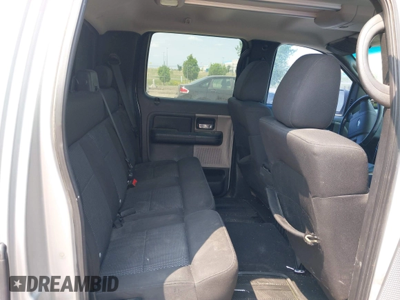 2004 Ford F-150 XLT with VIN 1FTPW14554KC67850, listed as a IAAI auction lot 42391663 with 231,493 mi miles and . Bid and sale history available at DreamBid. Image 8.