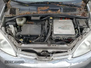 2003 Toyota Prius z VIN JT2BK18U430088533, wystawiony jako Copart lot #56091295 z przebiegiem 112 210 mil mil oraz Czysty tytuł • Clean title. Historia ofert i sprzedaży dostępna na DreamBid. Obrazek 11.