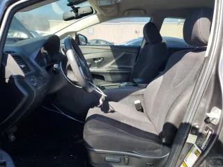 2013 Toyota Venza LE z VIN 4T3BK3BB3DU083878, wystawiony jako Copart lot #52227915 z przebiegiem 196 979 mil mil oraz Nie do naprawy • Non repairable. Historia ofert i sprzedaży dostępna na DreamBid. Obrazek 7.