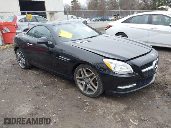 2015 Mercedes-Benz SLK-Class SLK 250 with VIN WDDPK4HA5FF111457, listed as a IAAI auction lot 41816350 with 35,524 mi miles. Bid and sale history available at carsss.com. Image 1.