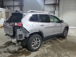 2019 Jeep Cherokee Latitude Plus with VIN 1C4PJMLXXKD218714, listed as a Copart auction lot 56151215 with 175,652 mi miles and Salvage title. Bid and sale history available at DreamBid. Image 3.