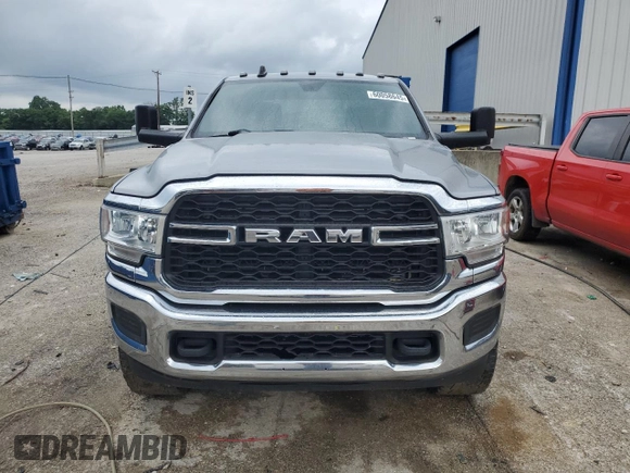 2021 Ram 2500 Tradesman with VIN 3C6UR5CL5MG655323, listed as a Copart auction lot 60058645 with 413,532 mi miles and Salvage title. Bid and sale history available at DreamBid. Image 5.