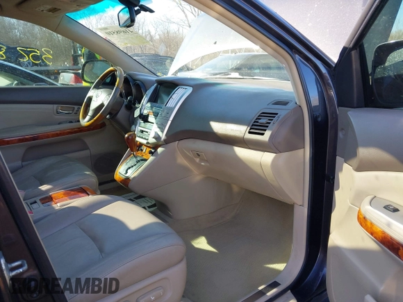 2009 Lexus RX 350 with VIN 2T2HK31U09C127491, listed as a IAAI auction lot 41698510 with 352,864 mi miles and . Bid and sale history available at DreamBid. Image 5.