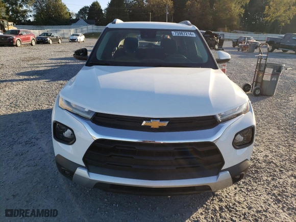 2021 Chevrolet TrailBlazer LT with VIN KL79MPS28MB136774, listed as a Copart auction lot 75987214 with 21,342 mi miles and Salvage Title. Bid and sale history available at carsss.com. Image 5.
