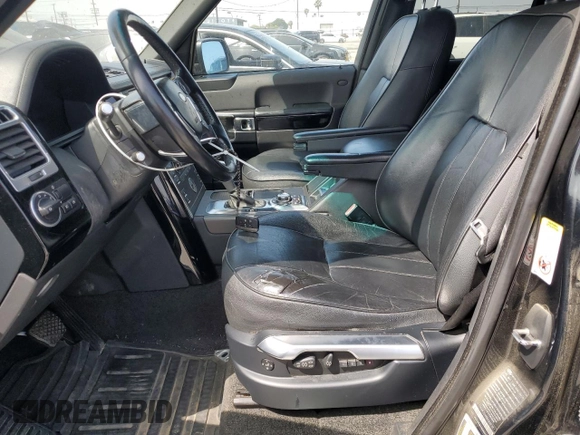 2011 Land Rover Range Rover HSE with VIN SALME1D46BA358747, listed as a Copart auction lot 60562035 with 114,385 mi miles and Clean title. Bid and sale history available at DreamBid. Image 7.