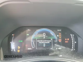 2024 Toyota Highlander Hybrid XLE z VIN 5TDACAB52RS028855, wystawiony jako Copart lot #56108855 z przebiegiem 4630 mil mil oraz Szkoda całkowita • Salvage title. Historia ofert i sprzedaży dostępna na DreamBid. Obrazek 9.