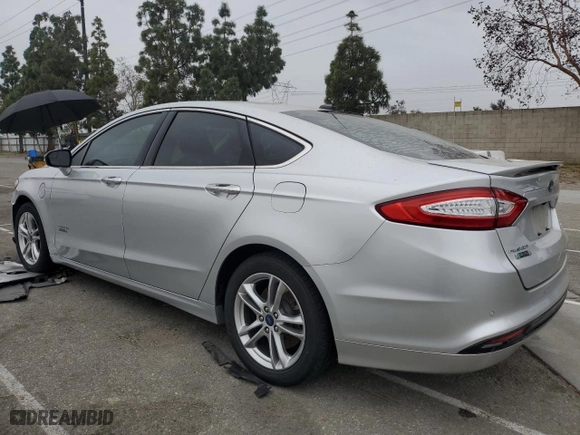 2016 Ford Fusion Energi Titanium with VIN 3FA6P0SUXGR320562, listed as a Copart auction lot 52647485 with 73,931 mi miles and Salvage Title. Bid and sale history available at carsss.com. Image 2.