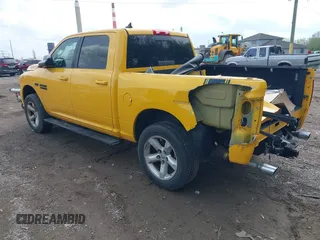 2016 Ram 1500 Sport z VIN 1C6RR7MT5GS322634, wystawiony jako IAAI lot #42152813 z przebiegiem 77 266 mil mil oraz . Historia ofert i sprzedaży dostępna na DreamBid. Obrazek 3.
