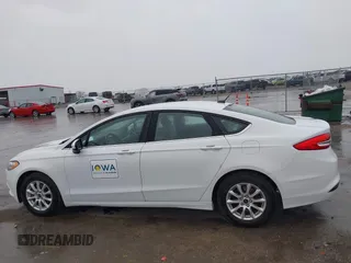 2017 Ford Fusion S with VIN 3FA6P0G72HR337120, listed as a IAAI auction lot 42173384 with 133,320 mi miles and . Bid and sale history available at DreamBid. Image 14.