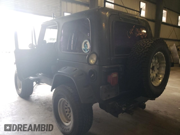 2004 Jeep Wrangler Sport z VIN 1J4FA49S44P746039, wystawiony jako Copart lot #51982795 z przebiegiem Nie podano mil oraz Czysty tytuł • Clean title. Historia ofert i sprzedaży dostępna na DreamBid. Obrazek 2.