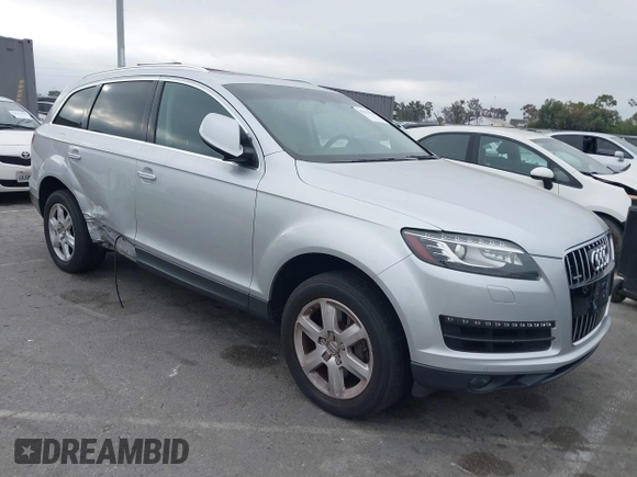 2014 Audi Q7 Premium Plus with VIN WA1LGAFE2ED017135, listed as a IAAI auction lot 42533428 with 142,132 mi miles and . Bid and sale history available at DreamBid. Image 1.