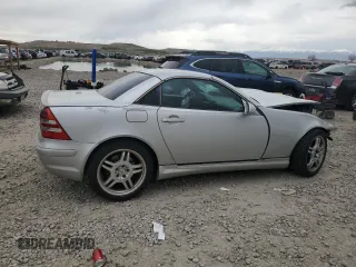 2003 Mercedes-Benz SLK with VIN WDBKK66F13F285485, listed as a Copart auction lot 50996885 with Not provided miles and Salvage title. Bid and sale history available at DreamBid. Image 3.