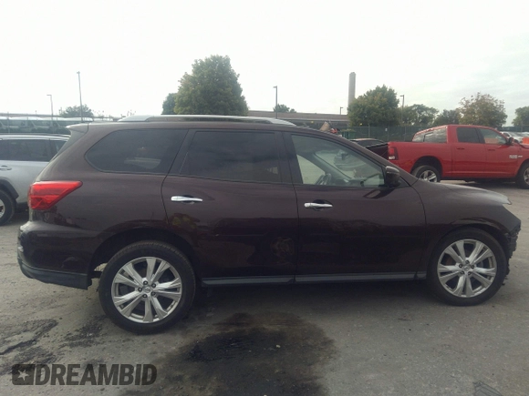 2019 Nissan Pathfinder S z VIN 5N1DR2MM3KC595925, wystawiony jako IAAI lot #40281309 z przebiegiem 58 193 mil mil oraz . Historia ofert i sprzedaży dostępna na DreamBid. Obrazek 14.