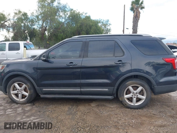 2017 Ford Explorer XLT z VIN 1FM5K8D87HGC37226, wystawiony jako IAAI lot #41596158 z przebiegiem 171 230 mil mil oraz . Historia ofert i sprzedaży dostępna na DreamBid. Obrazek 14.