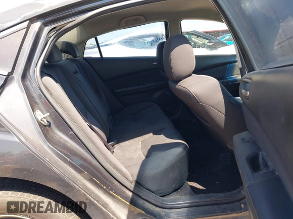 2013 Mazda 6 i Sport with VIN 1YVHZ8BH9D5M11992, listed as a IAAI auction lot 42047797 with 195,395 mi miles. Bid and sale history available at carsss.com. Image 8.
