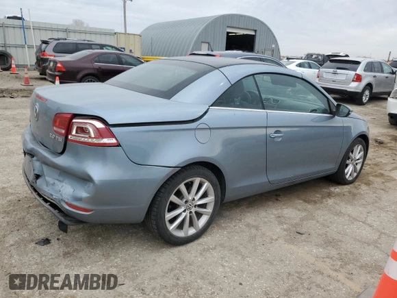 2013 Volkswagen Eos Komfort с VIN WVWBW8AH4DV001042, выставлен на аукционе Copart как лот 49492745 с пробегом 119 825 миль миль и Списание • Salvage title. История ставок и продаж доступна на DreamBid. Изображение 3.
