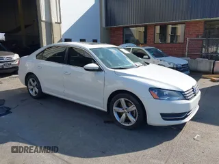 2012 Volkswagen Passat SE z VIN 1VWBP7A33CC093053, wystawiony jako IAAI lot #41573476 z przebiegiem 167 707 mil mil oraz . Historia ofert i sprzedaży dostępna na DreamBid. Obrazek 1.