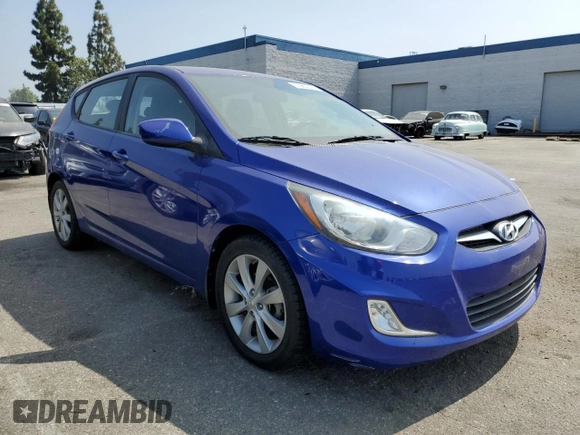 2012 Hyundai Accent SE with VIN KMHCU5AE9CU035072, listed as a Copart auction lot 54616835 with 107,682 mi miles and Clean Title. Bid and sale history available at carsss.com. Image 4.