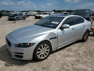 2019 Jaguar XE 25t with VIN SAJAR4FX9KCP48304, listed as a Copart auction lot 72591524 with 79,917 mi miles and Salvage Title. Bid and sale history available at carsss.com. Image 1.