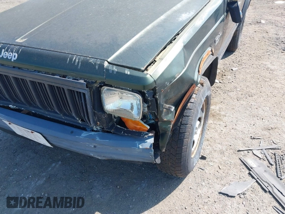 1996 Jeep Cherokee Sport with VIN 1J4FJ68S0TL211339, listed as a IAAI auction lot 42164217 with 193,080 mi miles and . Bid and sale history available at DreamBid. Image 6.