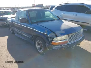 2003 Chevrolet S-10 LS with VIN 1GCCS19X538104020, listed as a IAAI auction lot 41695968 with Not Provided miles and . Bid and sale history available at DreamBid. Image 1.