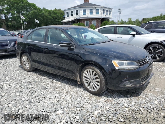 2011 Volkswagen Jetta SEL with VIN 3VWLZ7AJ2BM393757, listed as a Copart auction lot 64605645 with 208,803 mi miles and Clean title. Bid and sale history available at DreamBid. Image 4.